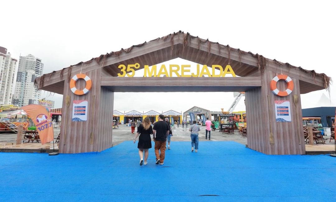 Marejada atrai milhares de visitantes em SC - PIXTV
