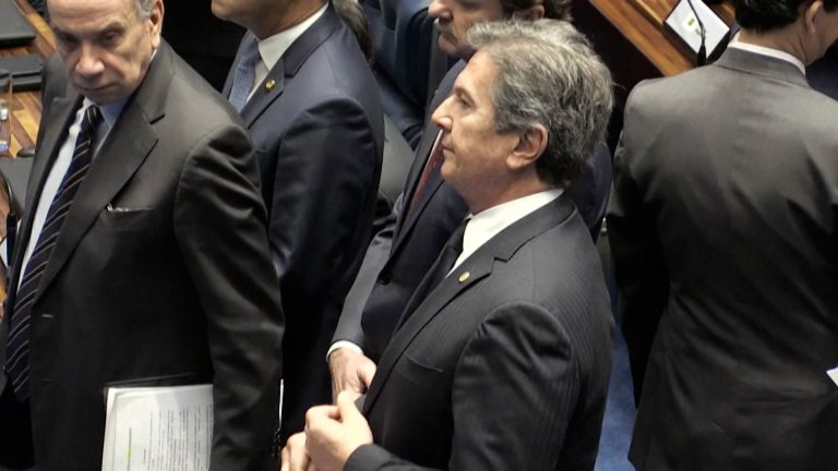 02-PRISÃO DOMICILIAR COLLOR