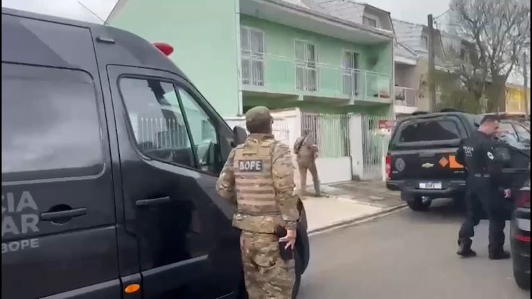 03-ATENTADO BOMBA PR