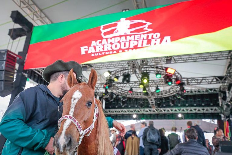 CULTURA E ECONOMIA CRIATIVA  - Acampamento Farroupilha 2024 foi
