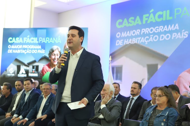 governador-programa_casa_facil_parana-13