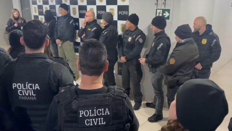 01- OPERAÇÃO CURITIBA
