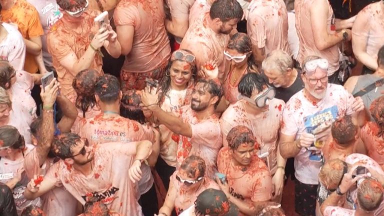 11- TOMATINA