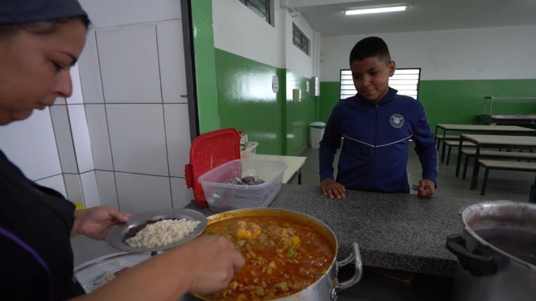 05- ALIMENTAÇÃO ESCOLAS PR