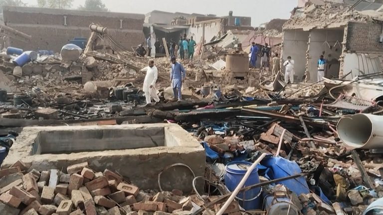 07- EXPLOSÃO PAQUISTÃO