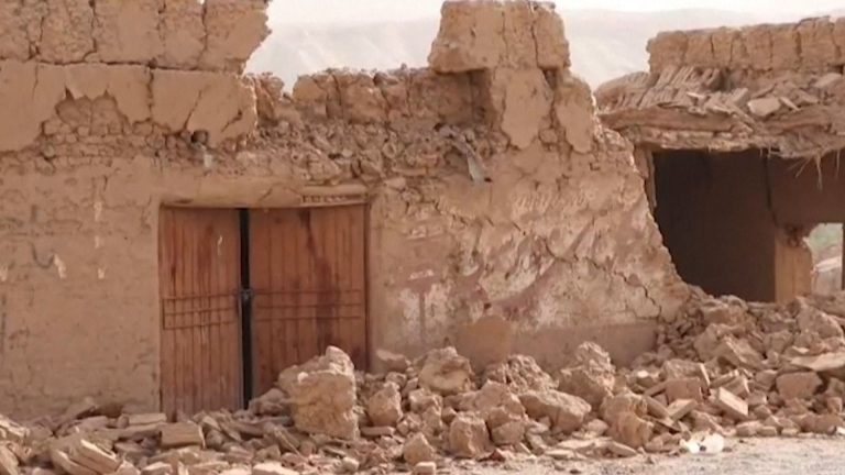 10- TERREMOTO AFEGANISTÃO