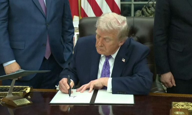 centralização IA eua