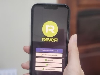 Aplicativo funciona no Android e IOS