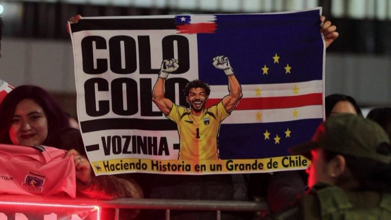 02 VOZINHA COLO COLO