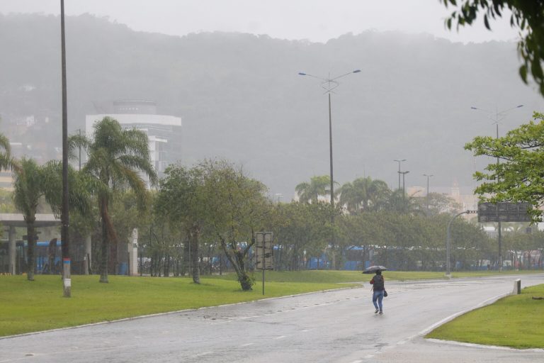 Fortes chuvas e defesa civil
