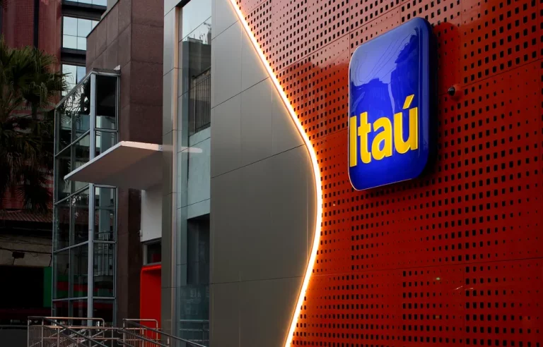 agencia-itau-unibanco-2